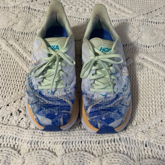 Hoka Clifton 8 - Picture 2 of 6